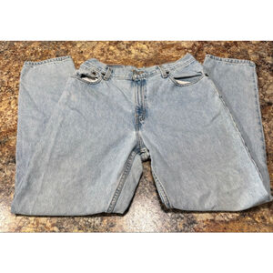 Levi’s 550 Relaxed Fit Tapered Jeans